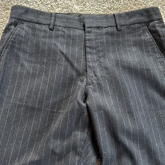Men’s Express design studio dress pants - Picture 2 of 4